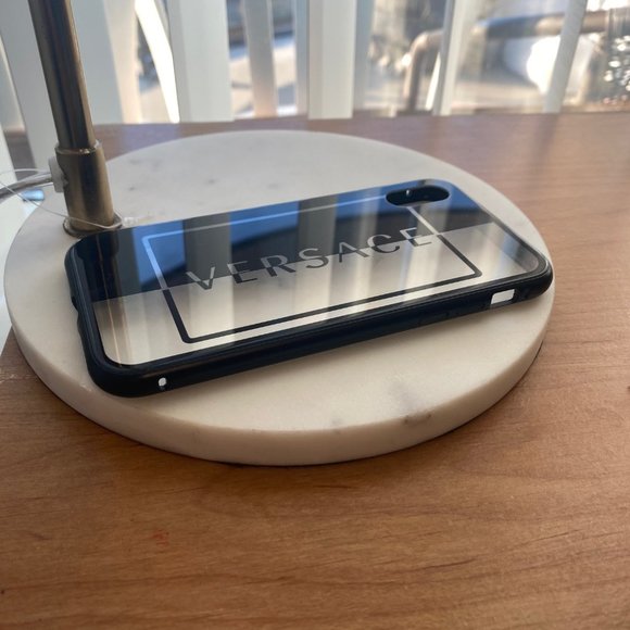 New 100% Authentic VERSACE Phone Cases for iPhone X and iPhone XS - Picture 4 of 7